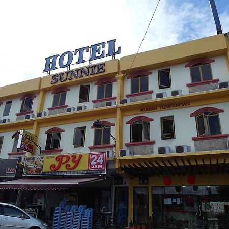 Sunnie Hotel Джохор Бахру Екстериор снимка