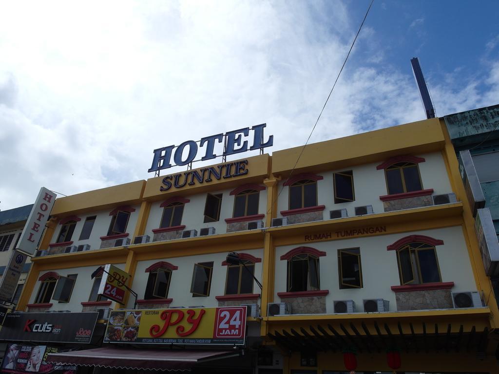 Sunnie Hotel Джохор Бахру Екстериор снимка